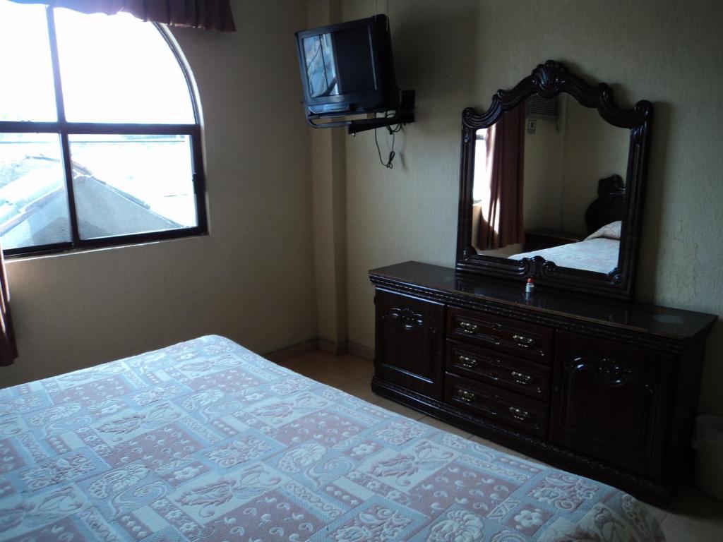 Hotel Mario'S Inn Ramos Arizpe Exterior foto